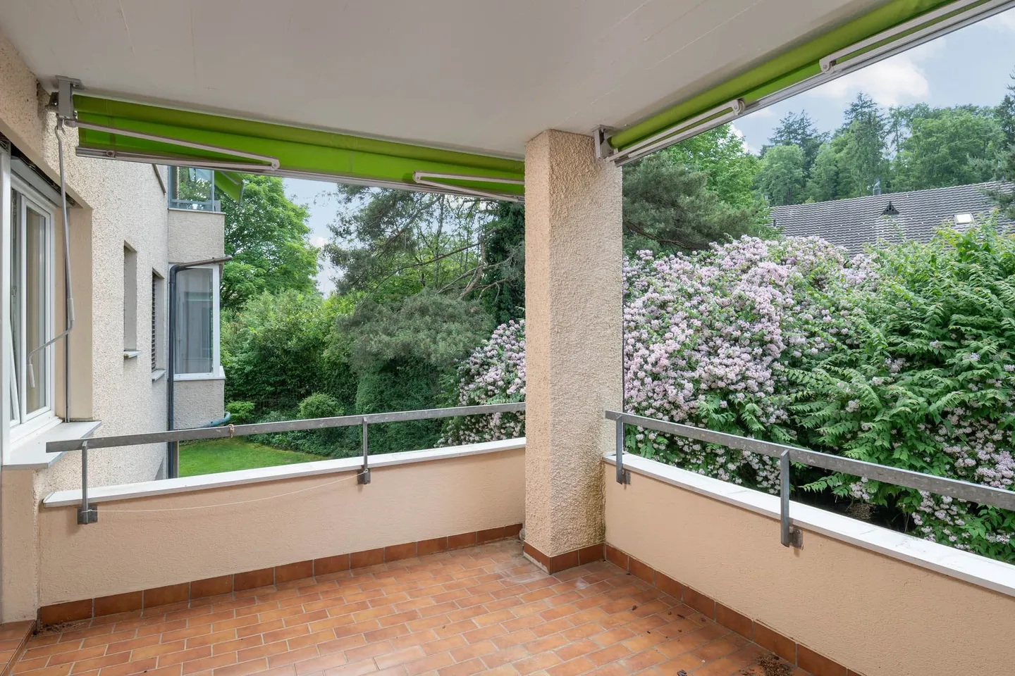 Appartamento 3.5 locali con potenziale in posizione tranquilla, Ebmatingen - Foto 7 di 13