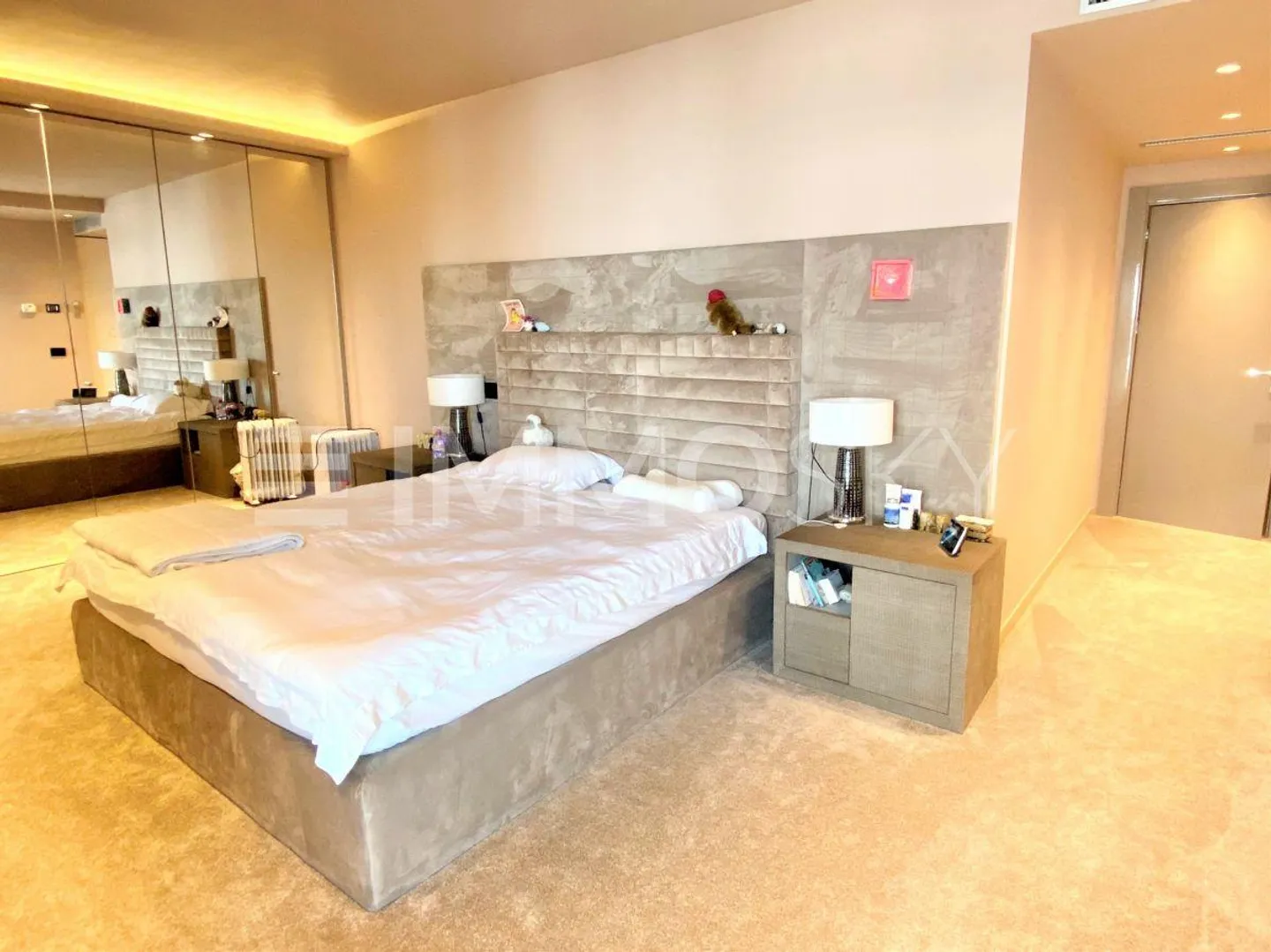 Luxury, comfort, exclusivity a stone's throw from the center - Photo 3 of 4