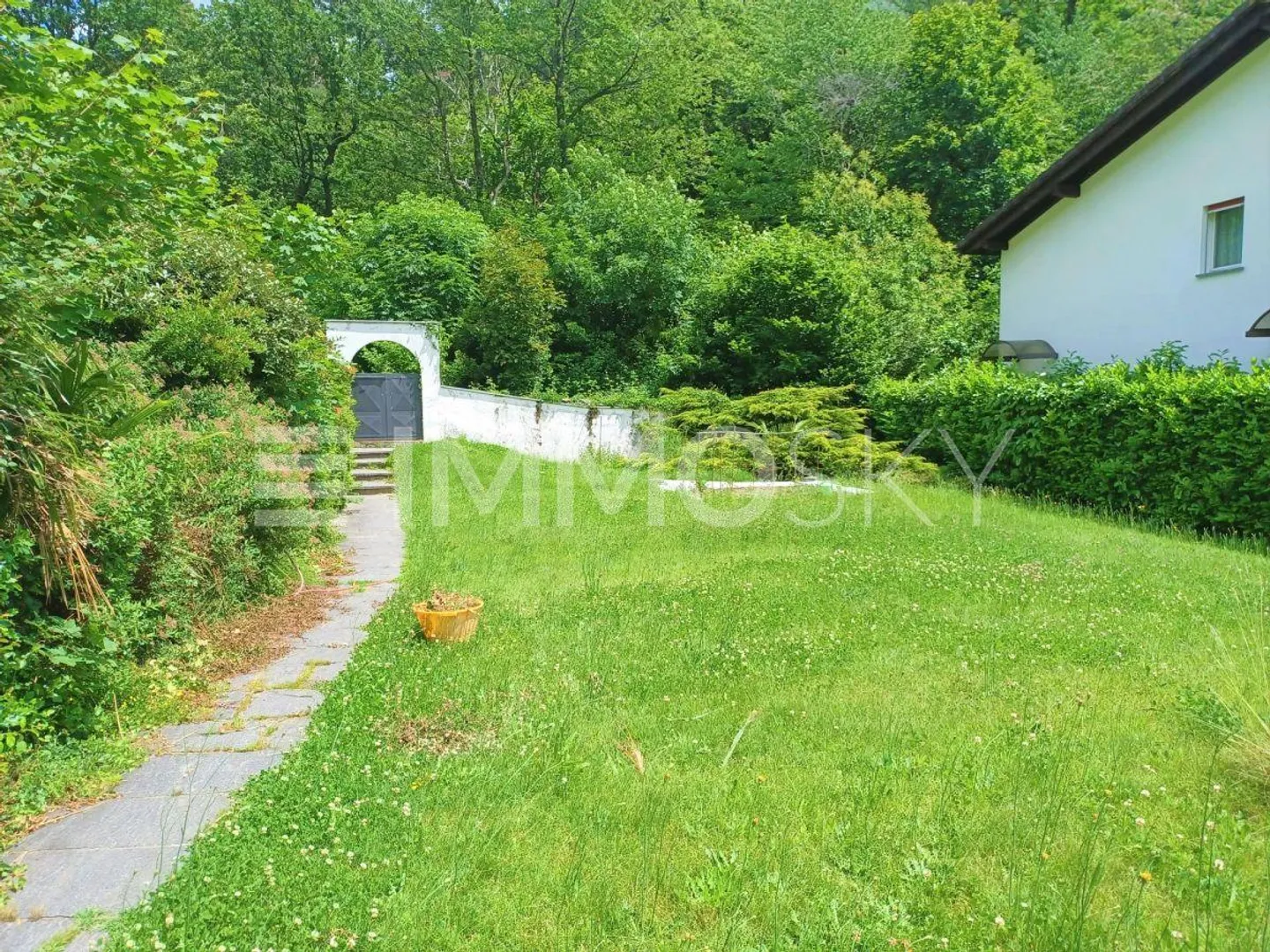 In the green with the scent of the woods, build your villa - Photo 2 of 5