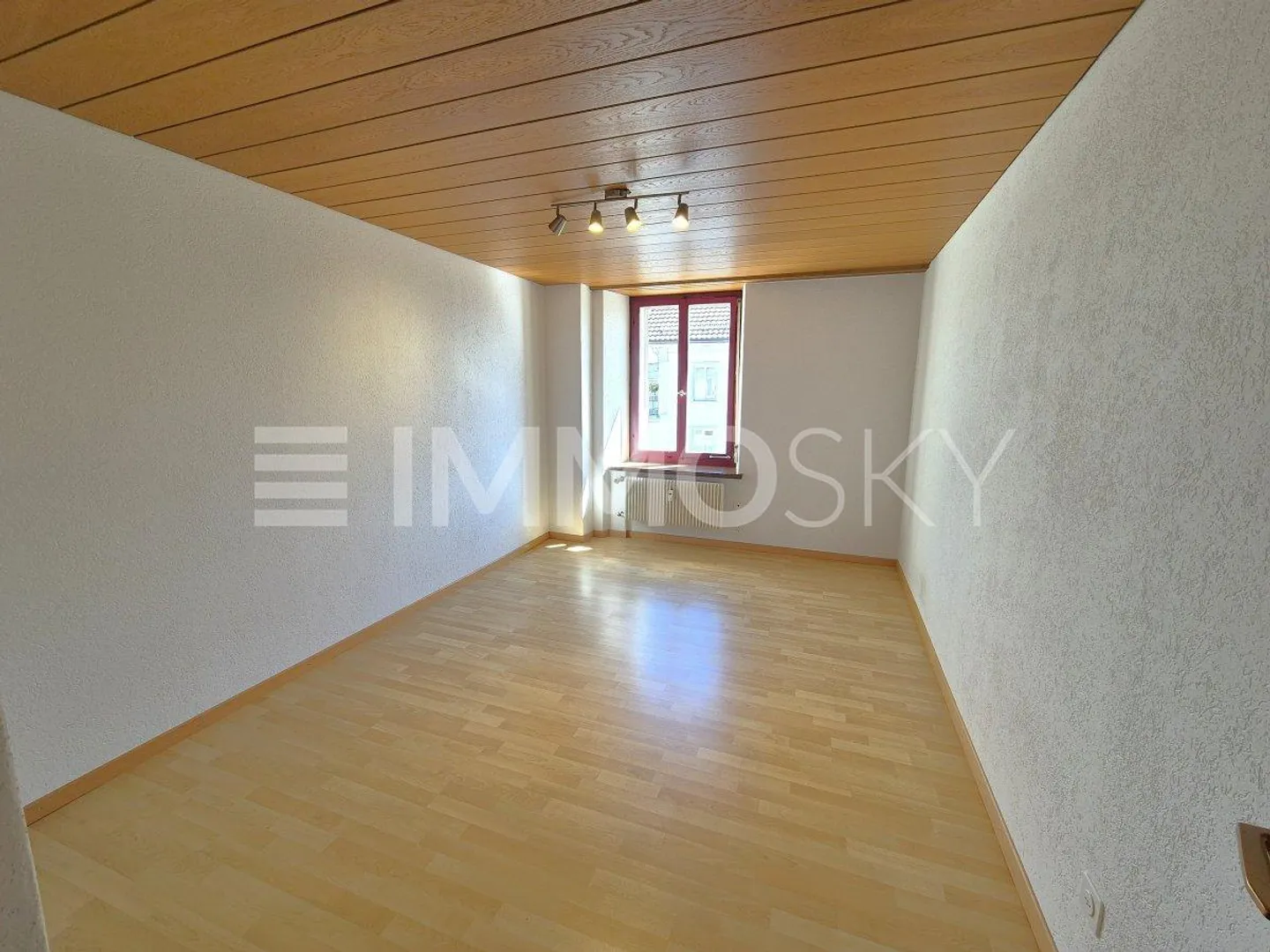 Ruhig. Stilvoll. Bezugsbereit.  Ihr neues Zuhause erwartet Sie - Foto 4 von 5