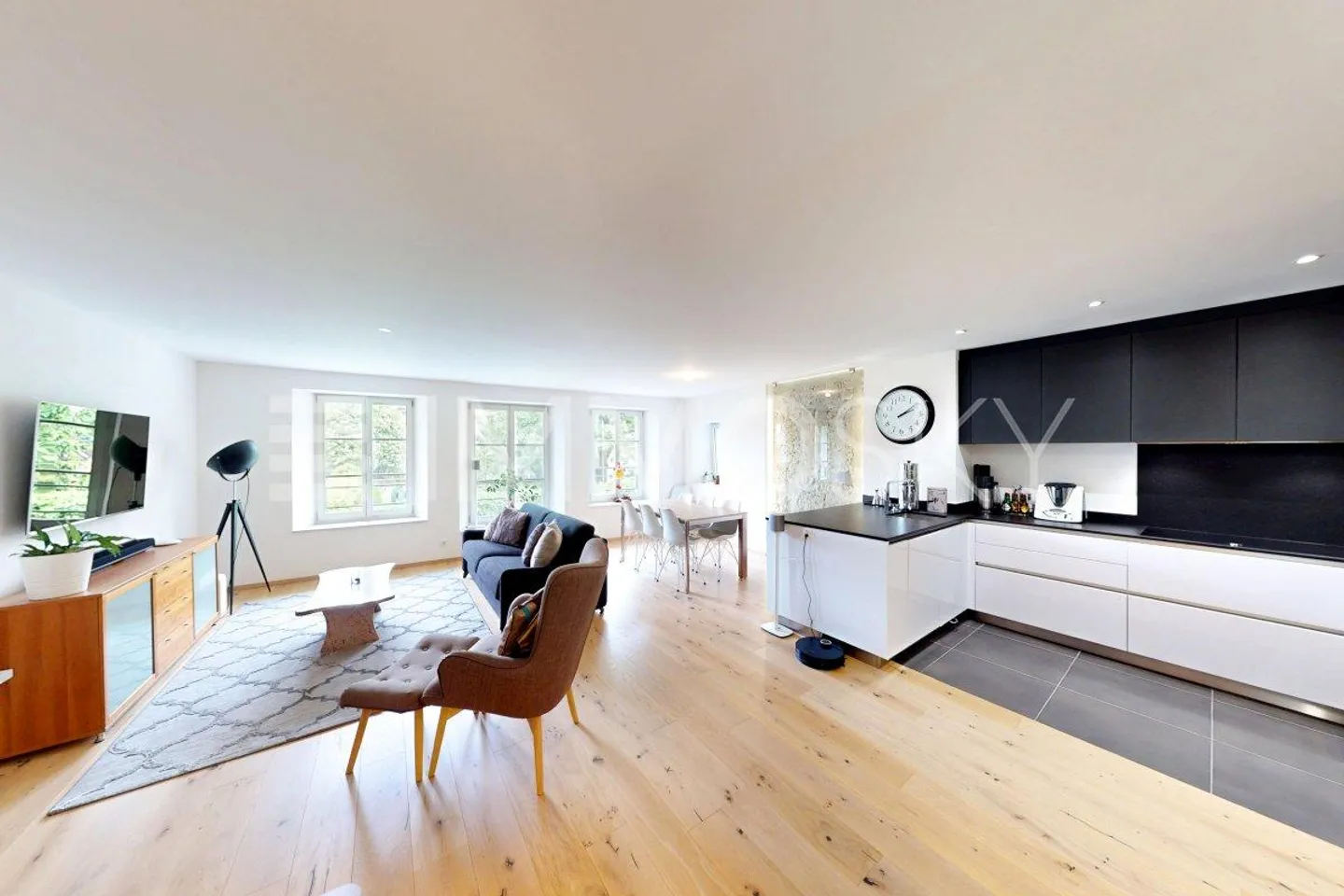 Un gioiello duplex a due passi dal lago - Foto 1 di 5
