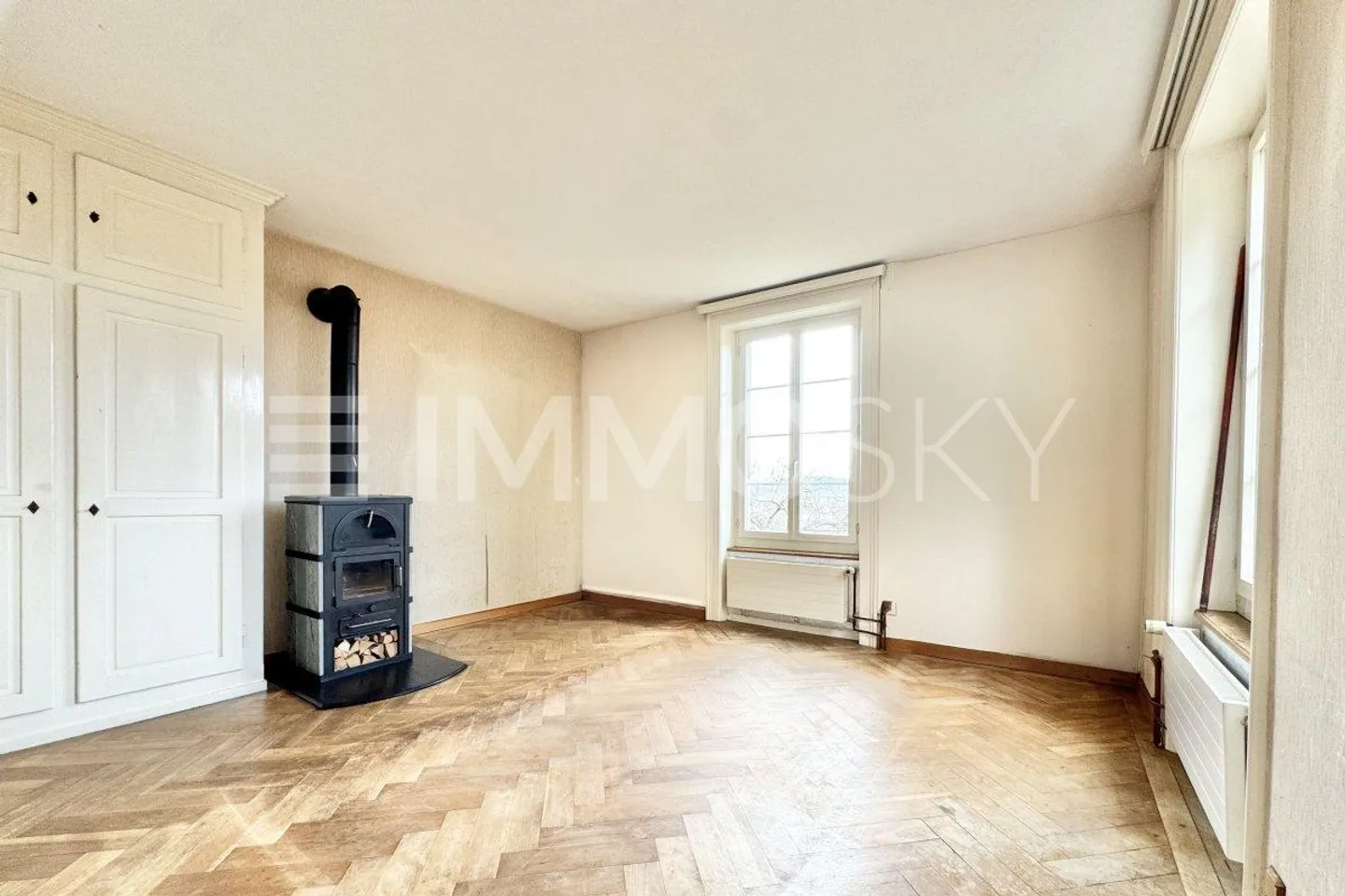 Magnifica casa indipendente con vista sulla città e sulle Alpi - Foto 3 di 5