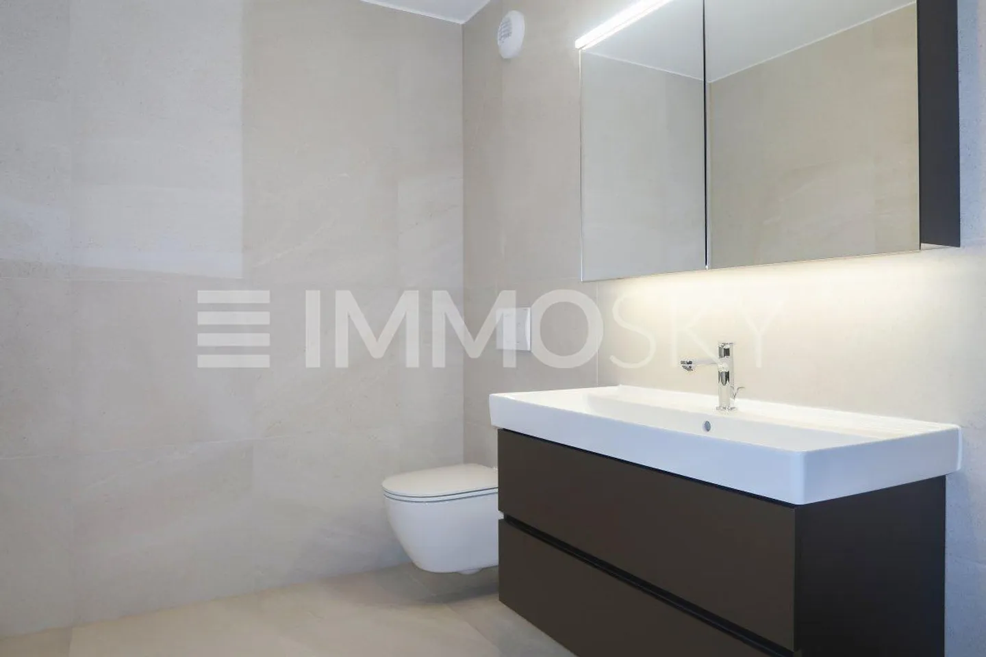 Modern 2.5 room apartment with private garden (B4-1) - Photo 3 of 5