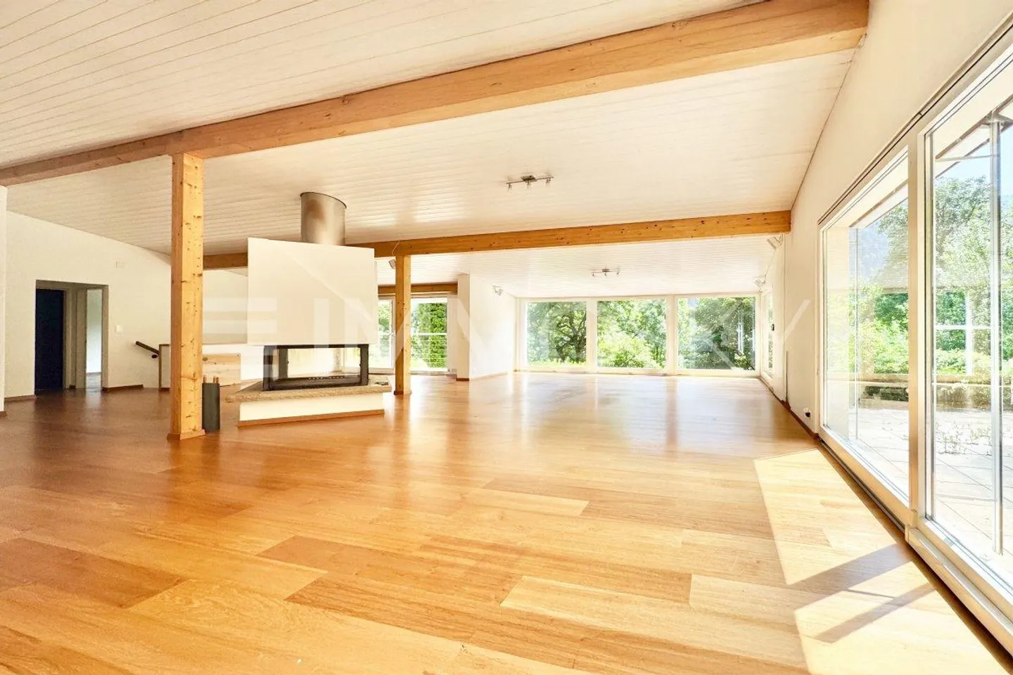 Detached villa 5 minutes from Biel/Bienne - Photo 3 of 5