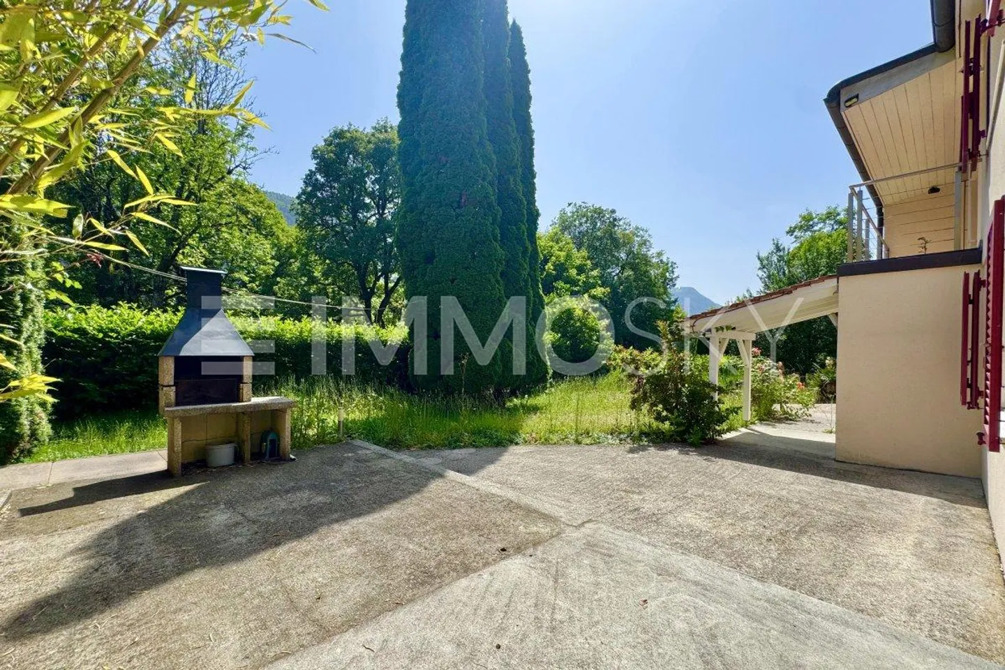 Detached villa 5 minutes from Biel/Bienne - Photo 2 of 5