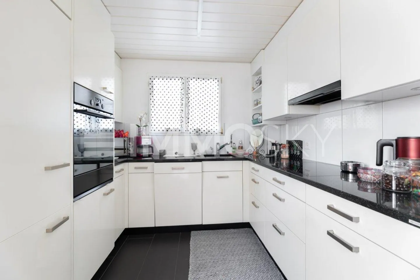 Casa Incantevole - soleggiata e centrale con giardino e terrazza - Foto 4 di 5