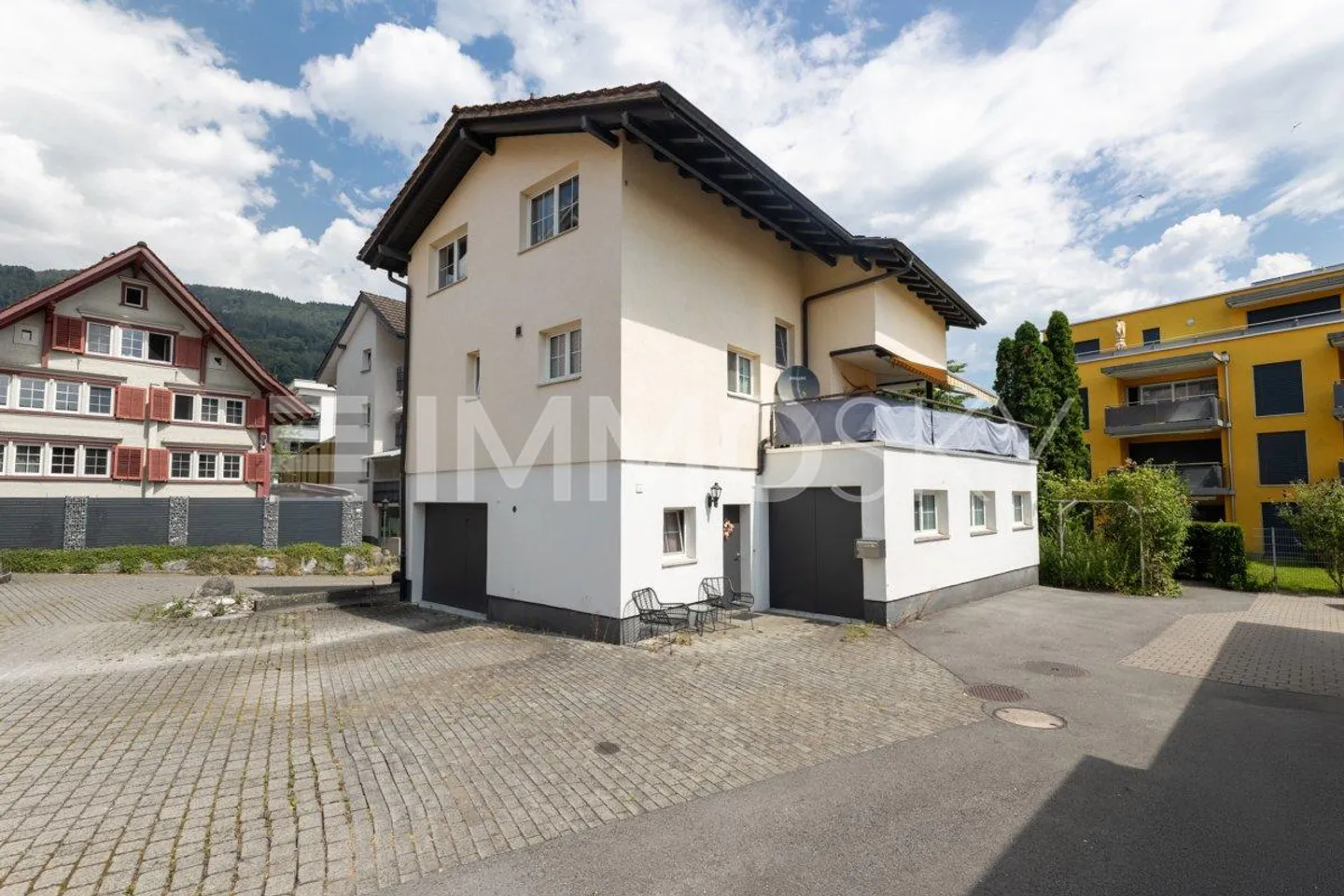 Casa Incantevole - soleggiata e centrale con giardino e terrazza - Foto 1 di 5