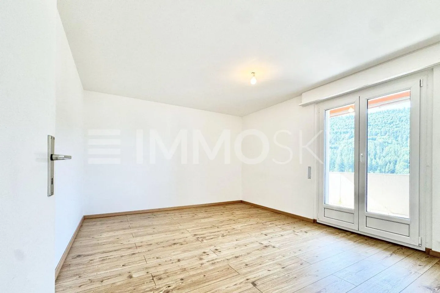 Magnificent 3.5 rooms bright and modern - Photo 2 of 5
