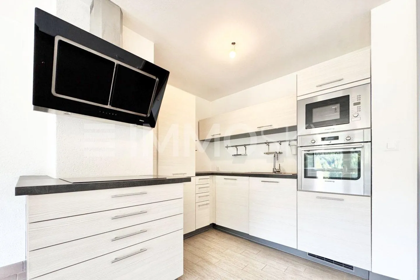 Magnificent 3.5 rooms bright and modern - Photo 4 of 5