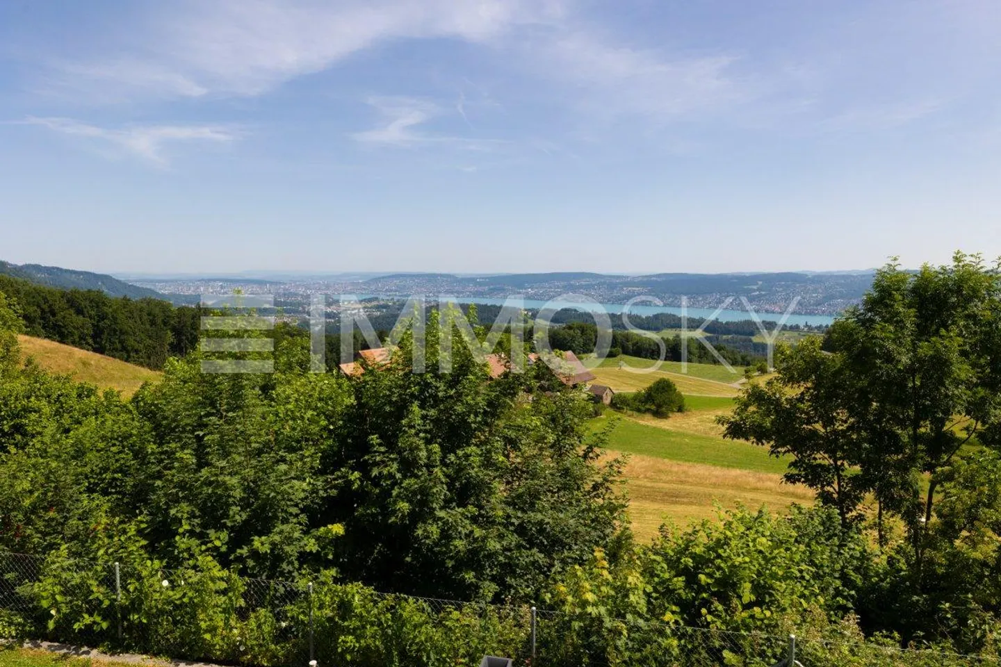 Haut au-dessus du lac - Deux demi-maisons, vue sans limites - Photo 2 sur 5