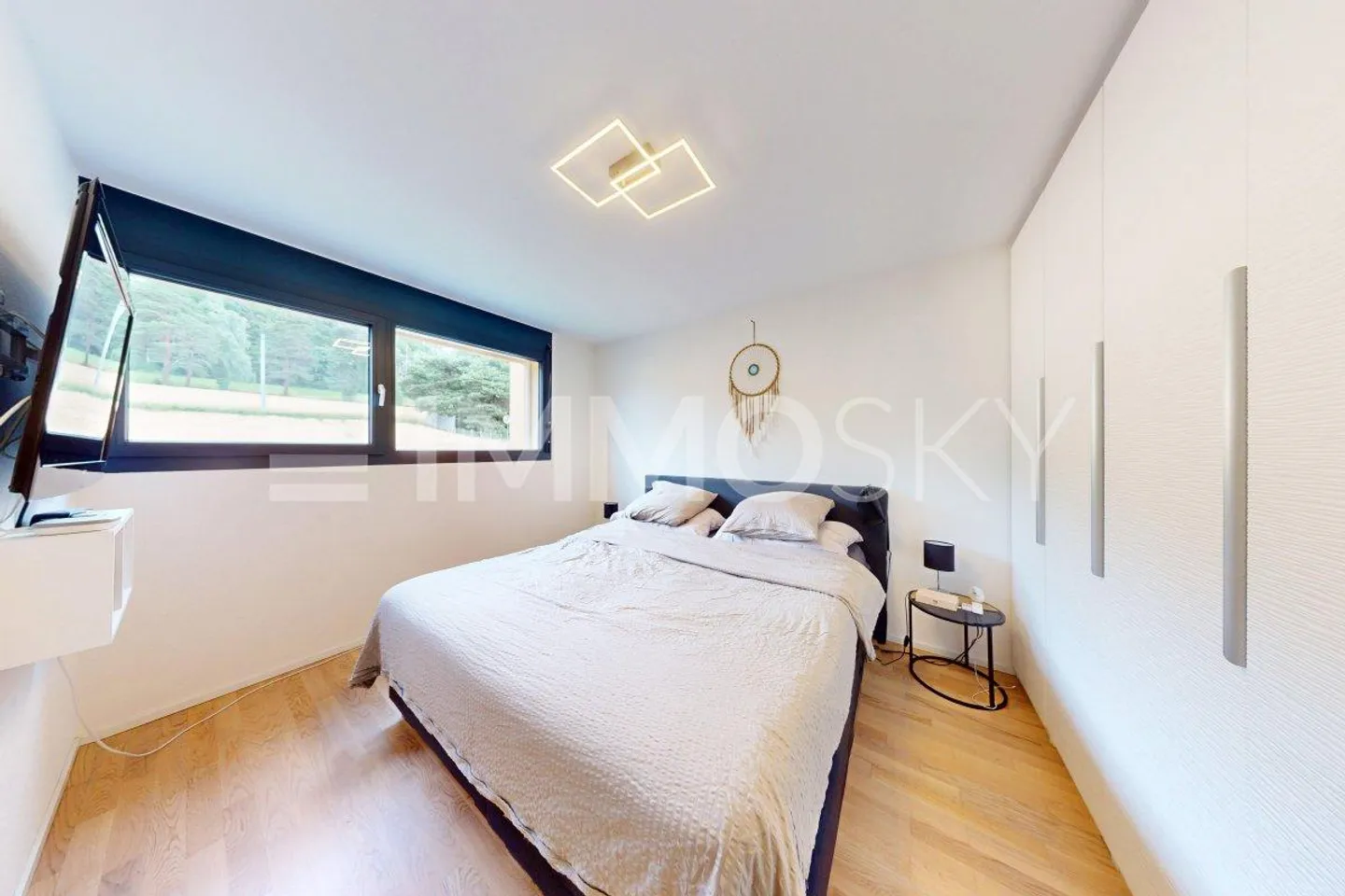 EN EXCLUSIVITE - Maison mitoyenne lumineuse avec espace extérieur - Photo 5 sur 5