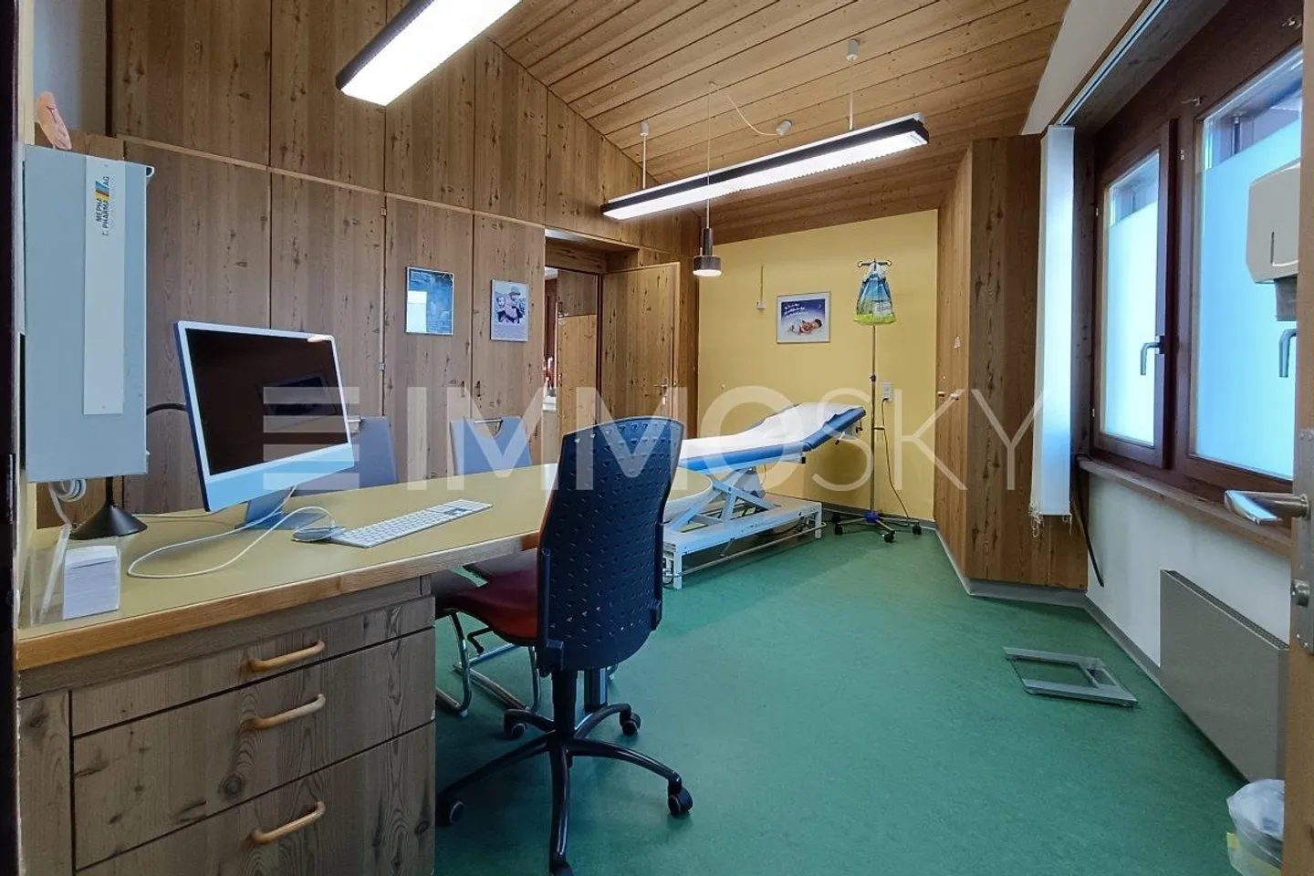 Unglaubliches Potenzial für Praxis, Coiffeur, Kosmetikstudio, Büro - Foto 5 von 5
