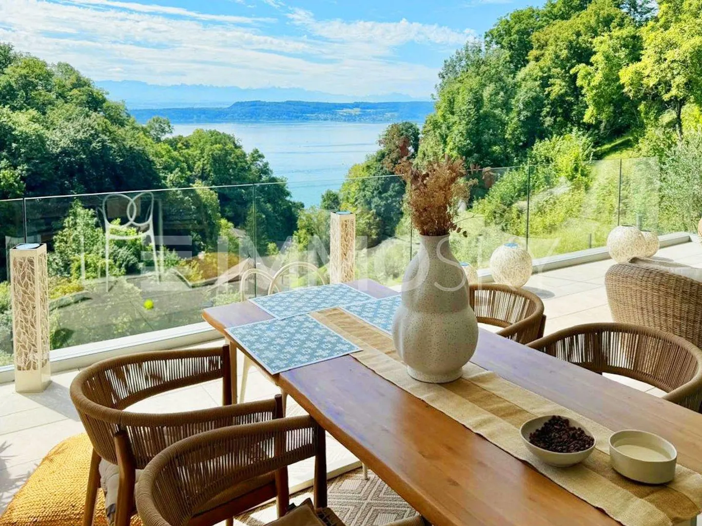 Appartamento di prestigio con vista panoramica sul lago di Bienne - Foto 1 di 5