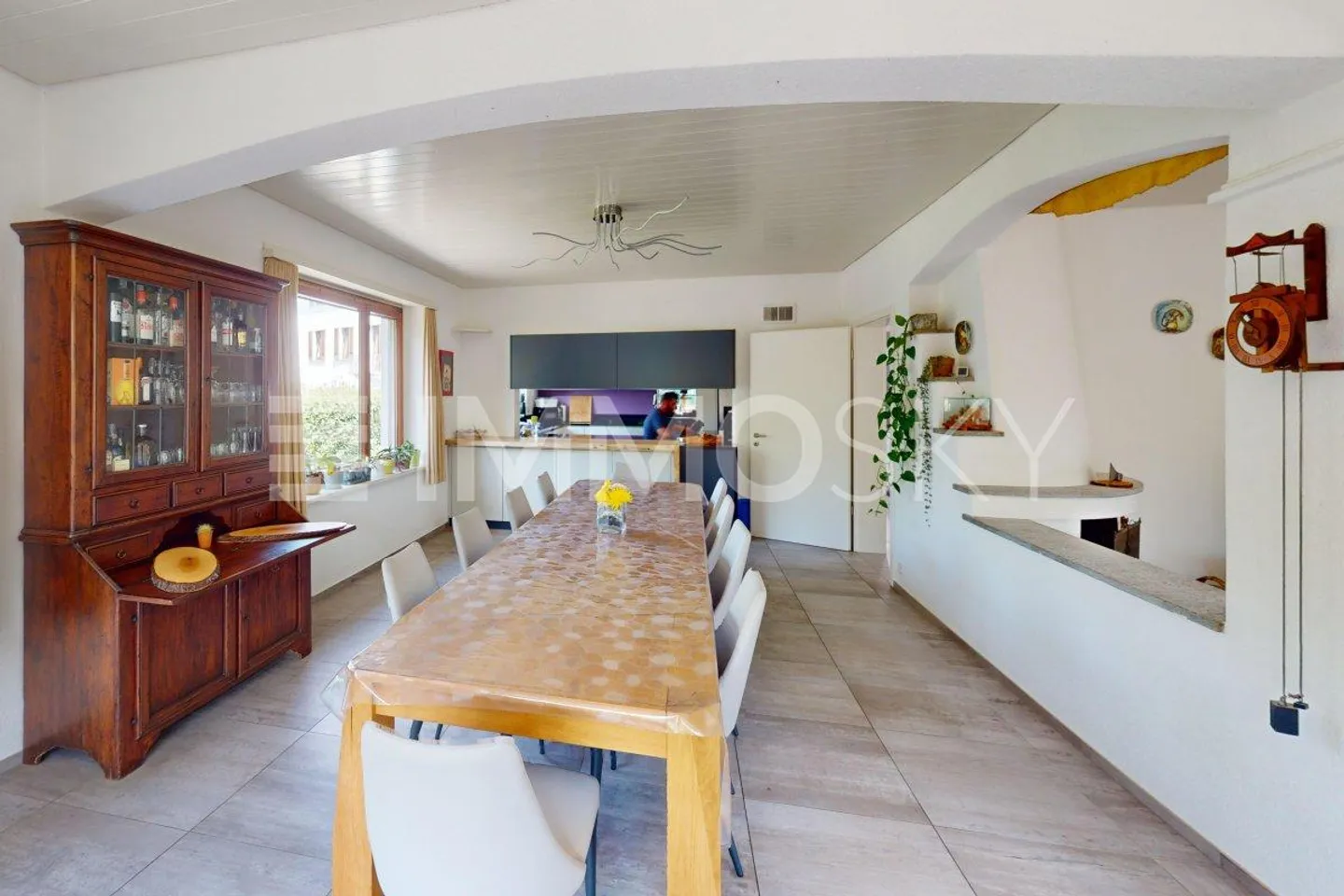 Villa immersa nel verde, privacy e sole garantiti - Foto 3 di 5