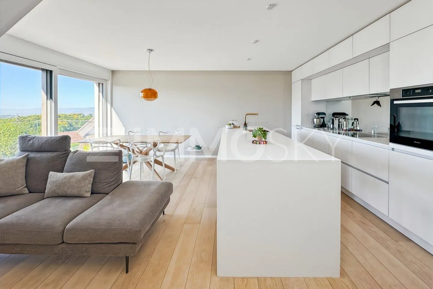 EXCLUSIF : 3,5 pièces haut de gamme avec vue à Froideville - Foto 2 di 5
