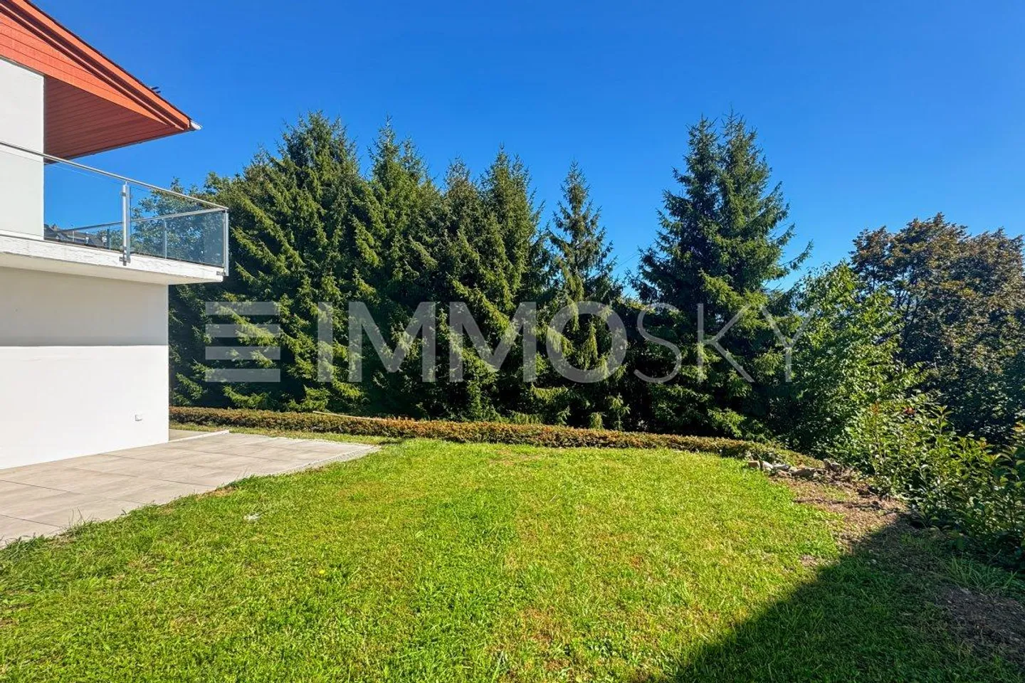 ESCLUSIVO: Casa indipendente 5.5 locali con vista lago a Jongny - Foto 2 di 5