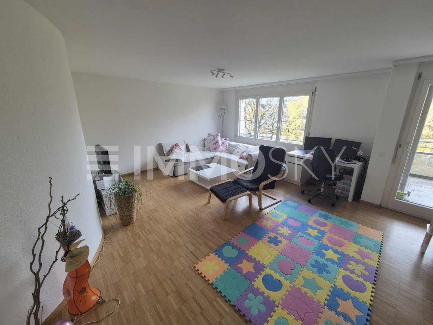 Vivere in famiglia con stanze luminose - Foto 1 di 5