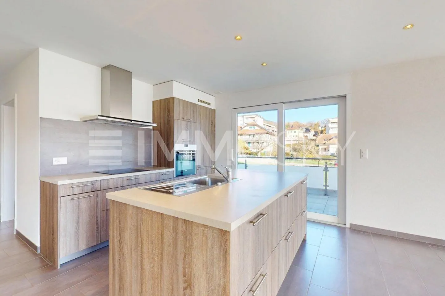 Immediate train station access, in the heart of Châtel-Saint-Denis - Photo 1 of 5