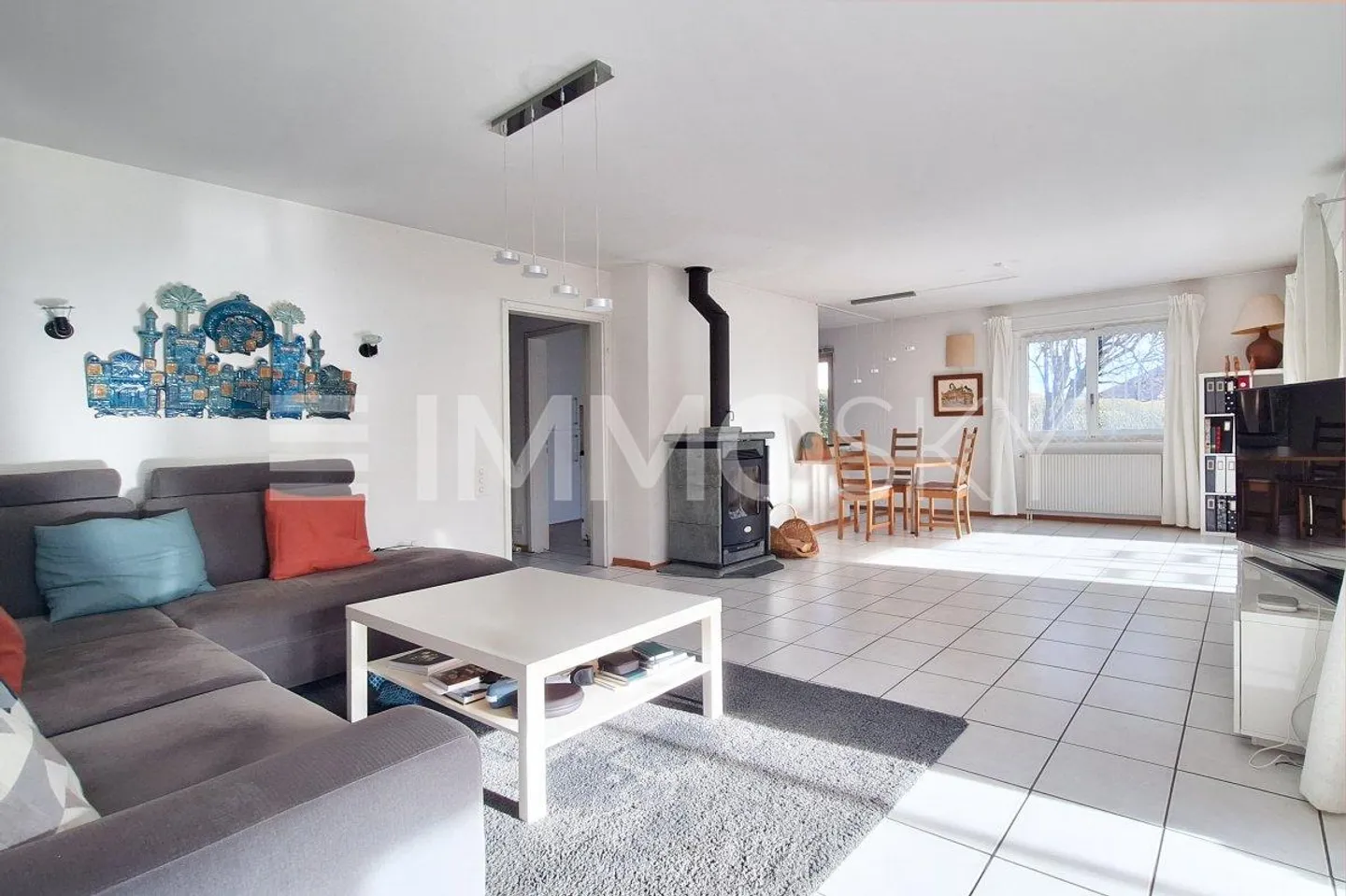 Raum, Licht und Privatsphäre - superbe 6,5-Zimmer-Haus - Foto 5 von 5