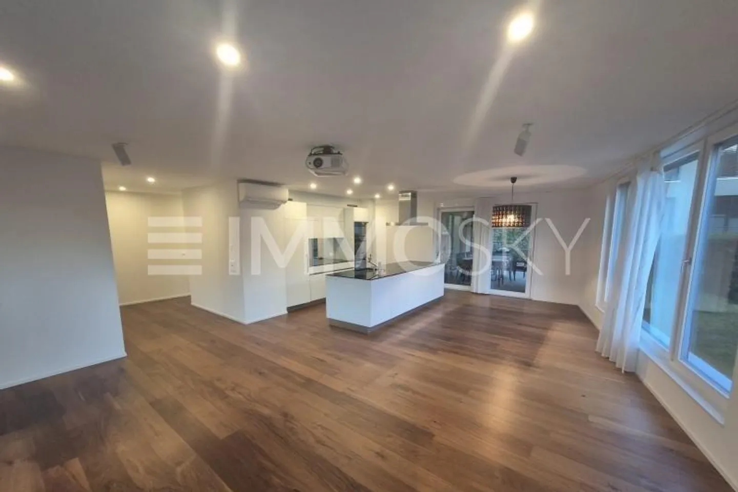 Modernes Wohnen mit Stil und Komfort - Foto 1 von 5