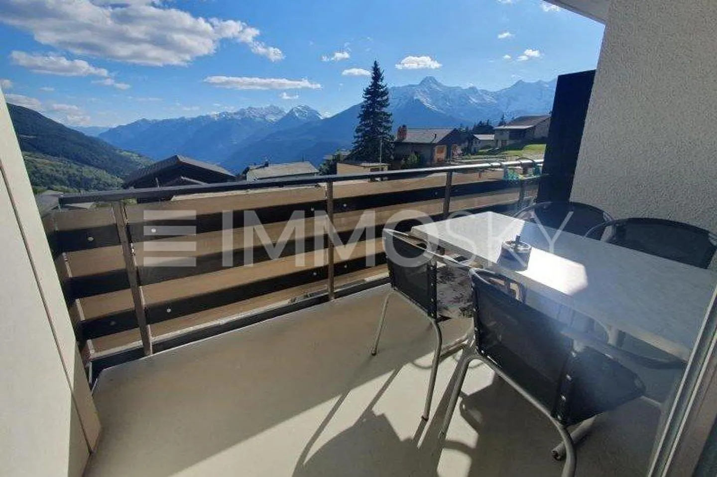 Sonne, Ruhe und Panorama: Ihre neue Wohnung in Cari - Foto 1 von 5