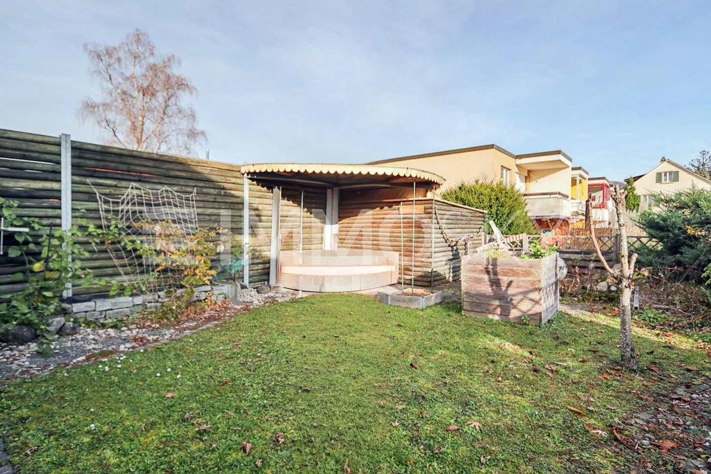 Vie familiale confortable sur 2 étages avec jardin d'hiver - Photo 3 sur 5