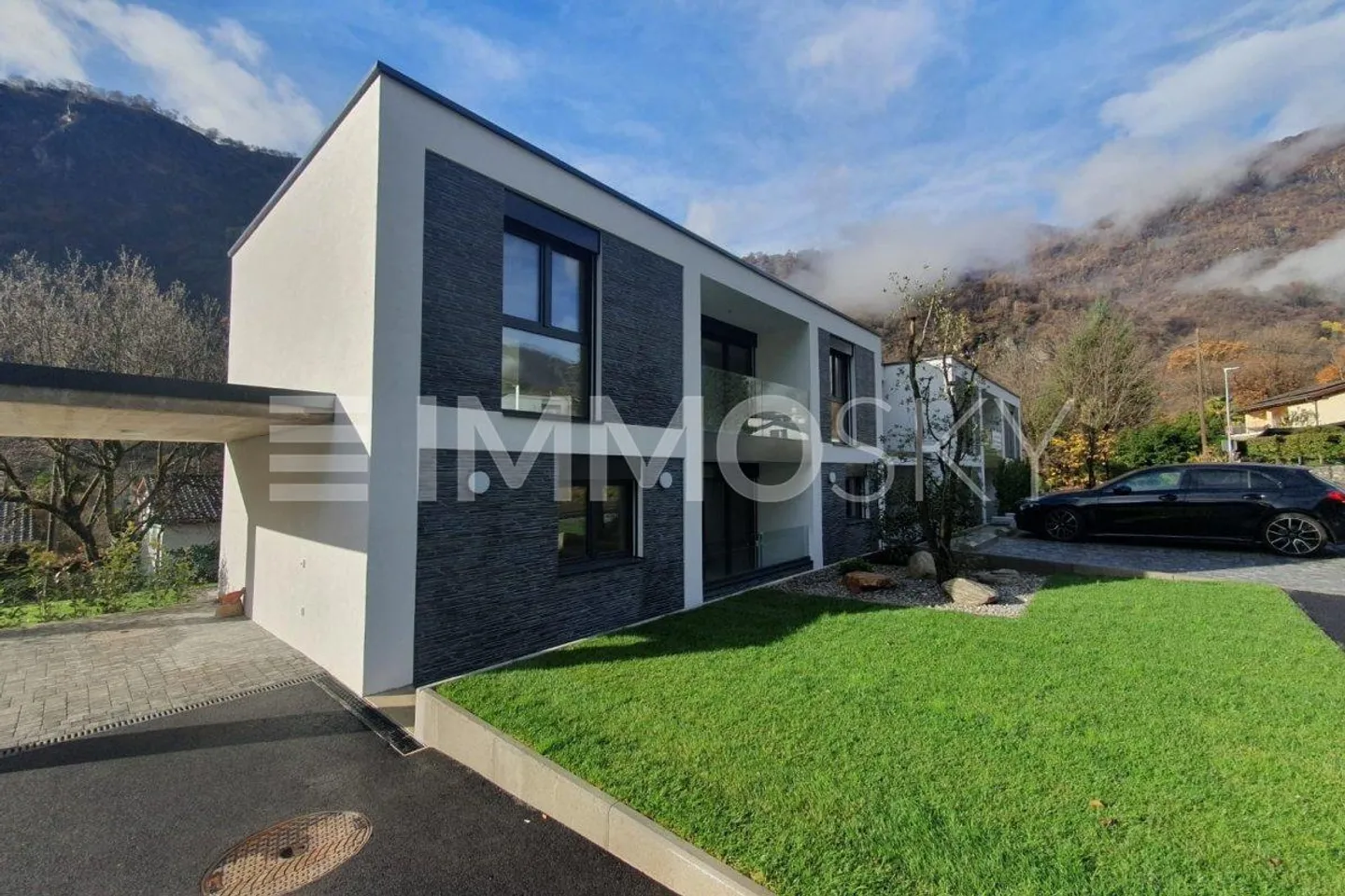 NEW - RESIDENCE STELLA - Photo 1 of 5