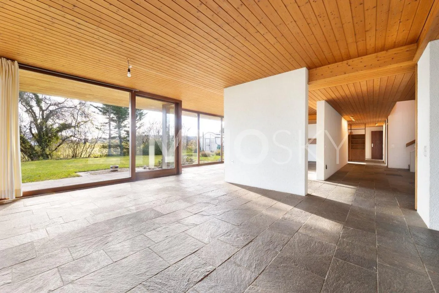 Spazio esclusivo con idillio da giardino e piscina - Foto 4 di 5