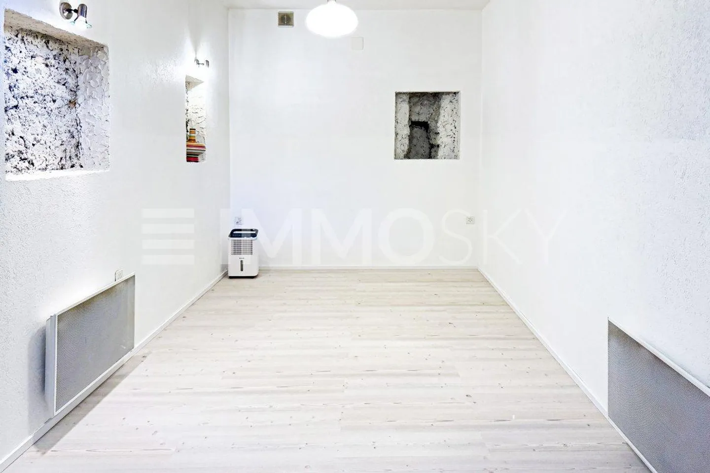 Renovated Apartment in Village House - Photo 5 of 5