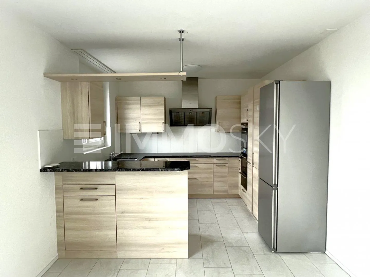 Jewelry with Lake View - Photo 3 of 5