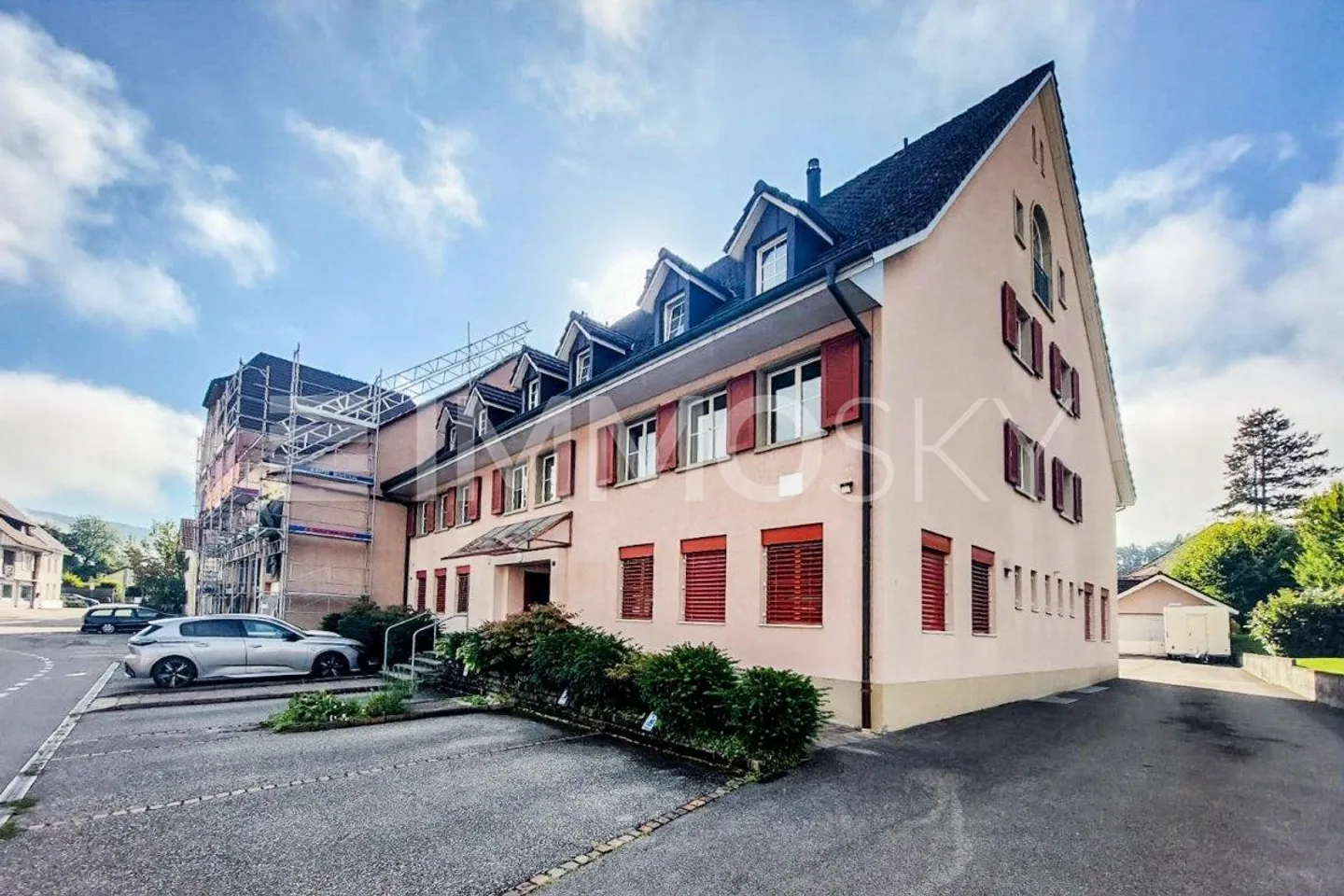 Ihr neues Zuhause mit Balkon und Ruhegarantie - Foto 1 von 5