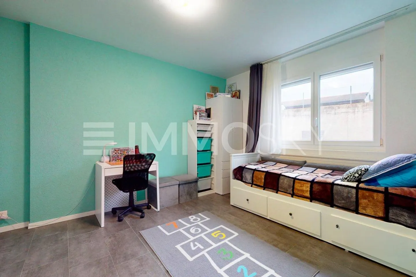 Charming Apartment with Garden - Photo 5 of 5