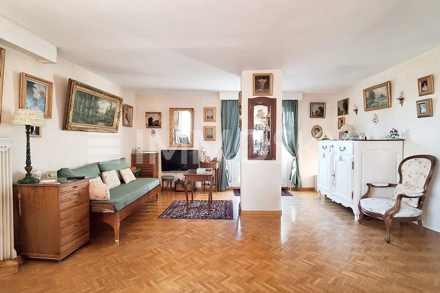 Attique Charmant avec Grande Terrasse - Photo 4 sur 5