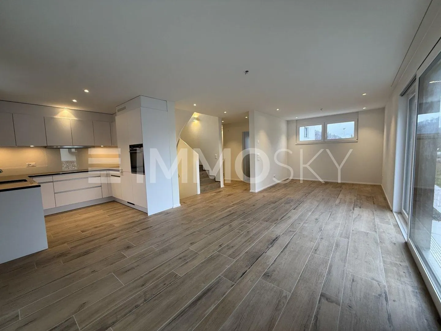 Une architecture intemporelle rencontre le plus haut confort de vie - Photo 2 sur 5