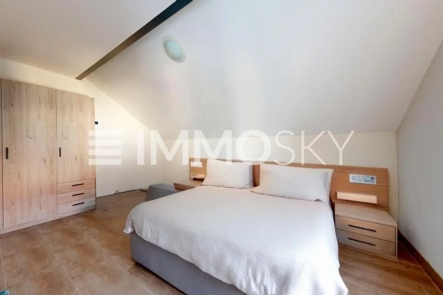 For investors, building 4min. from Avenches (REN approx. 4%) - Photo 5 of 5