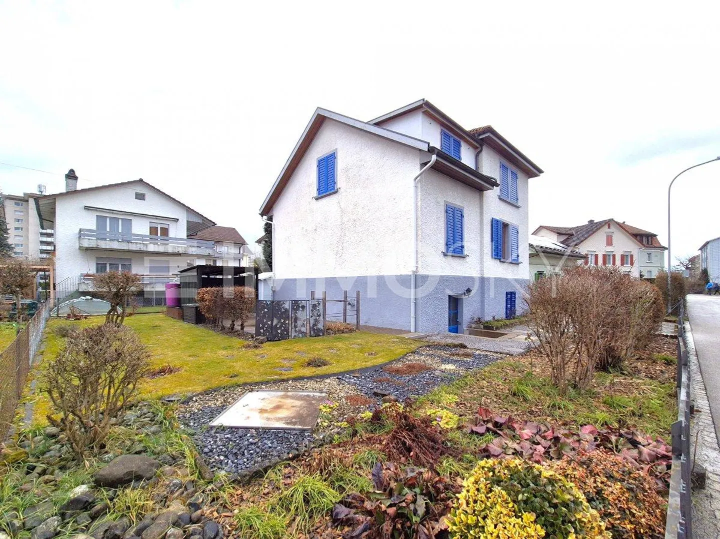 Charmantes Einfamilienhaus in Wil - Foto 1 von 5