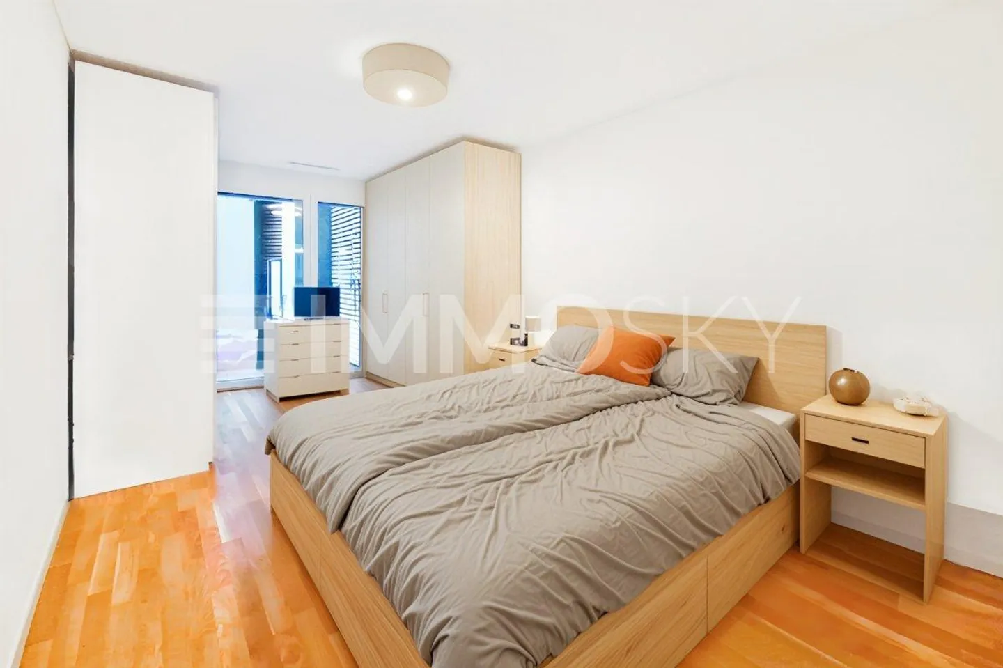 1004 LAUSANNE: 4,5-Zimmer-Wohnung mit 85m2 Terrasse - Foto 4 von 5