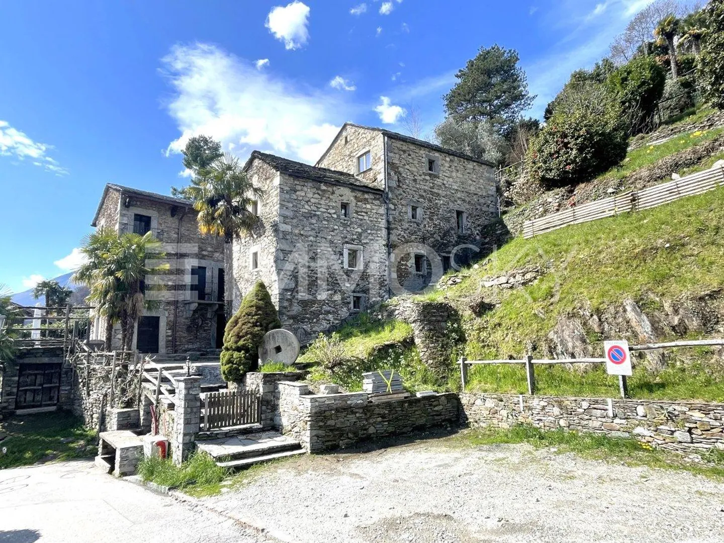 Für Liebhaber des alten Dorfes, Garten und unverbaubare Aussicht - Foto 2 von 5