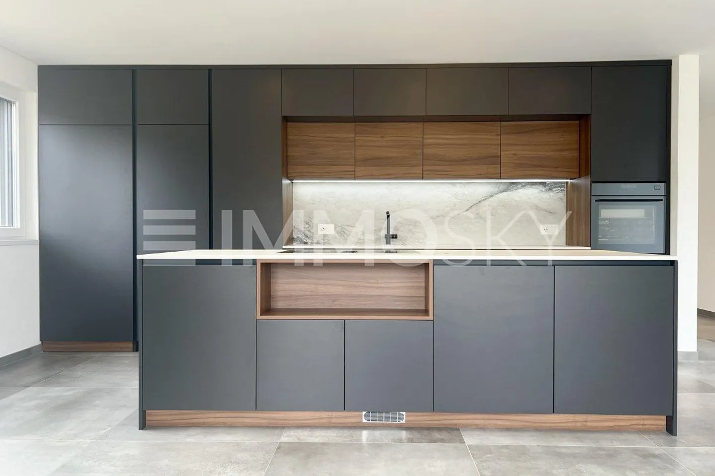 In affitto a Courtételle - Elegante villa nuova con giardino - Foto 2 di 5