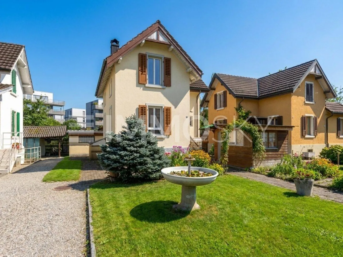 Saniertes Einfamilienhaus mit sonnigem Garten - Foto 5 von 5