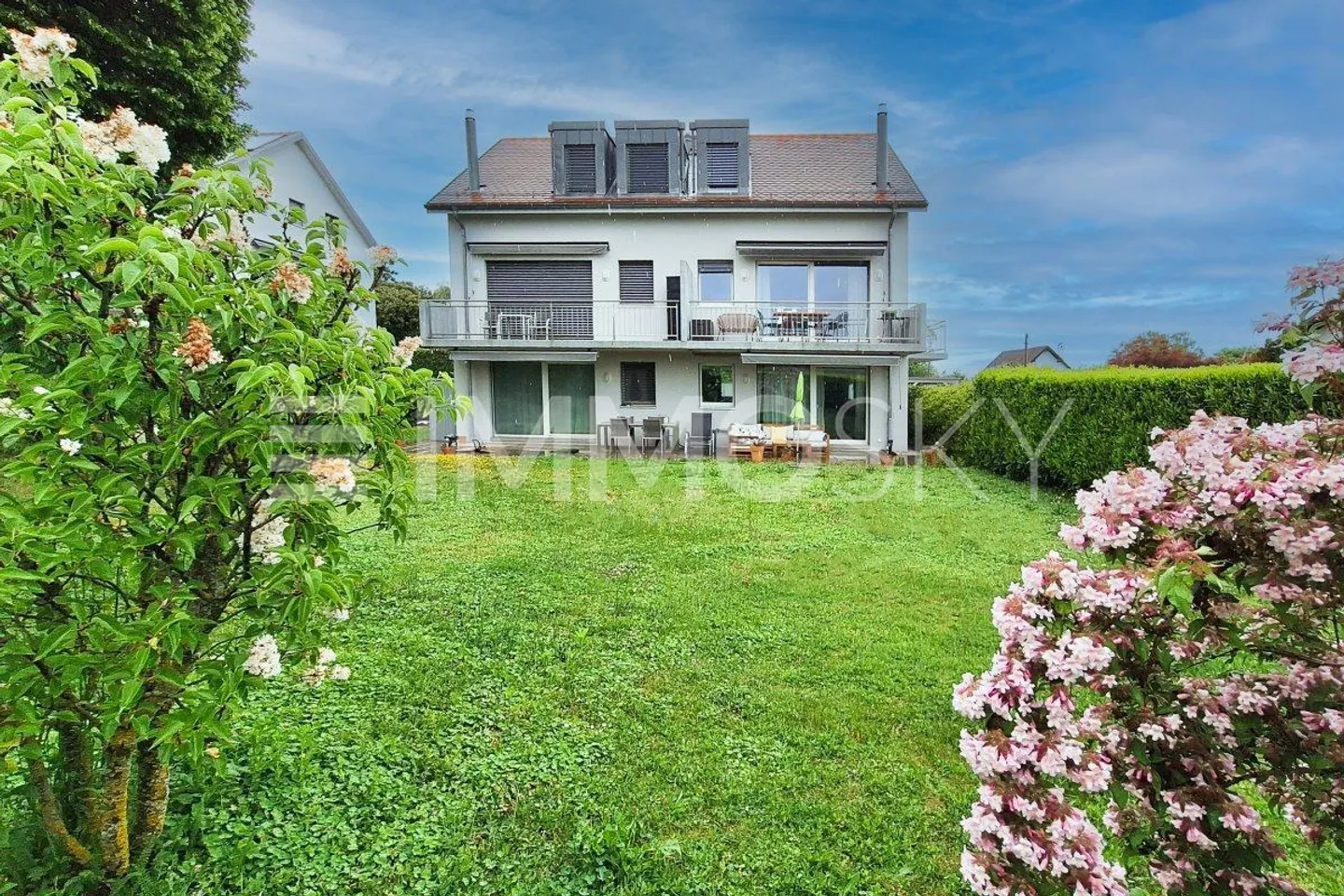 Appartement avec jardin et sous-sol - Photo 1 sur 5