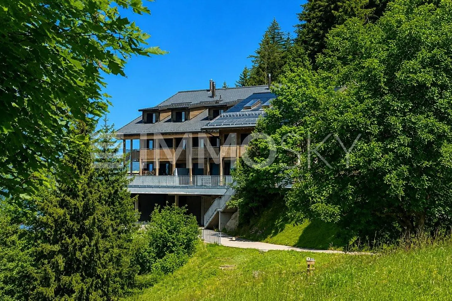A prime location in the mountains with spectacular views - Photo 1 of 5