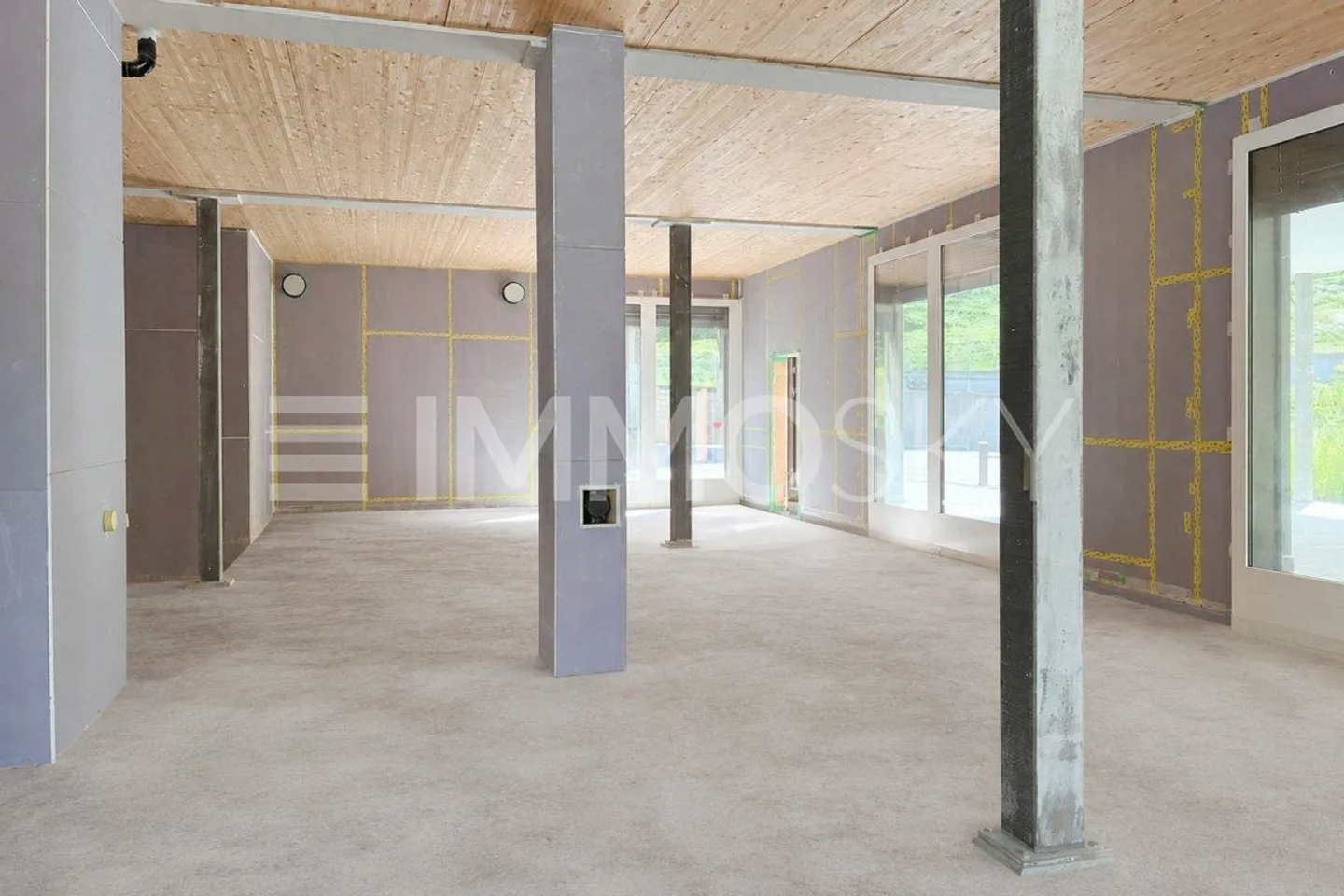 Moderne Gewerbefläche mit Potenzial - Foto 4 von 5