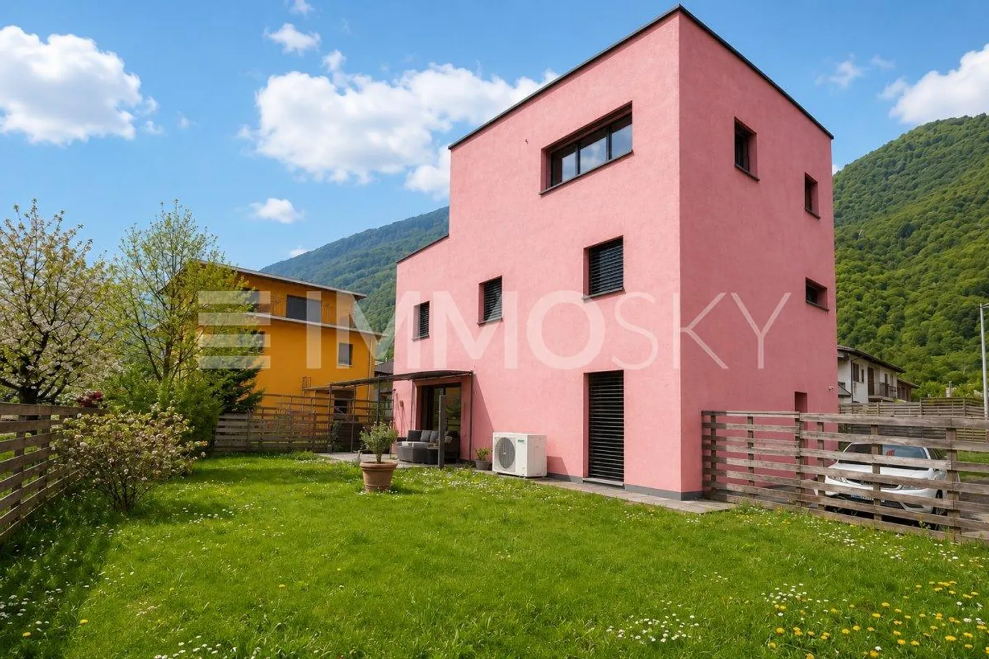 La maison avec un grand potentiel, extension avec projet approuvé - Photo 3 sur 4