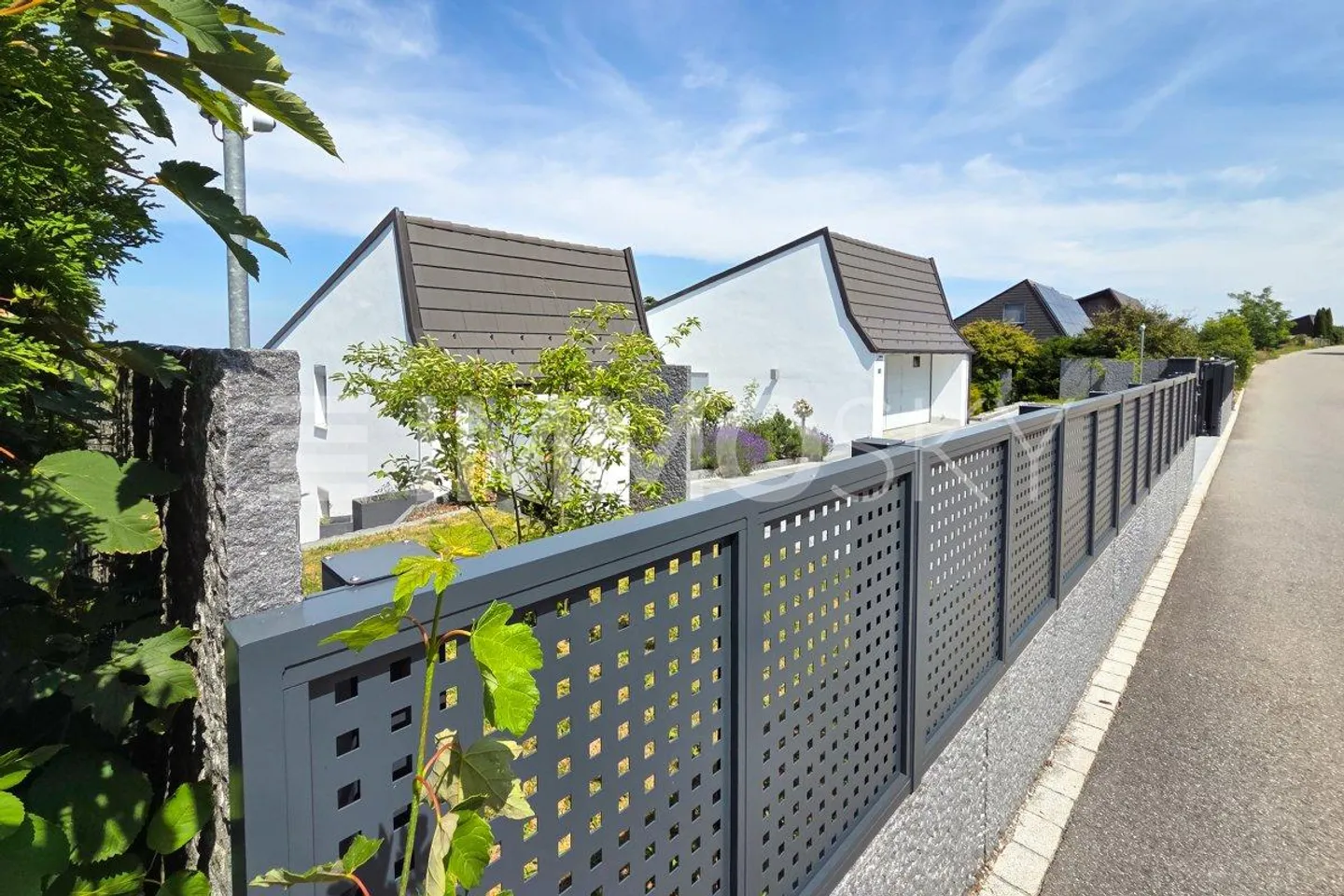 Une maison avec vue - Vie exclusive dans un emplacement privilégié - Photo 1 sur 5