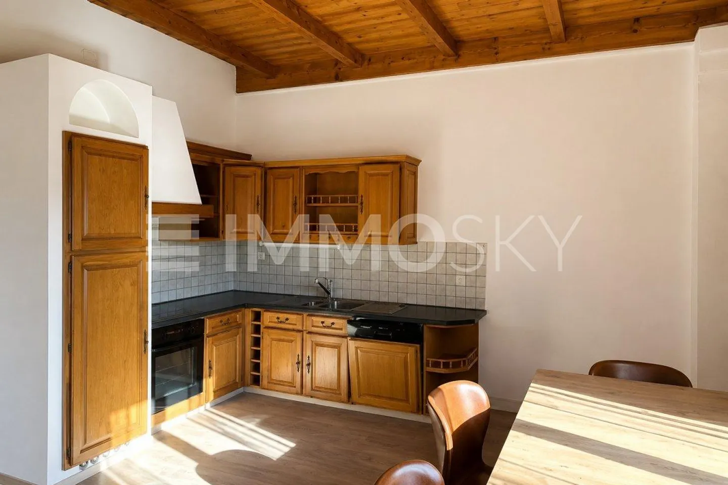 Exclusive! Income-generating building in the heights of Sion (REN approx. 7%) - Photo 4 of 5
