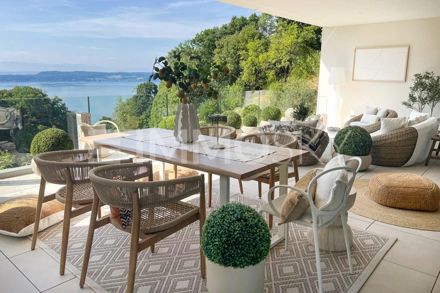 Appartement de Luxe avec Vue Lac - Photo 1 sur 5