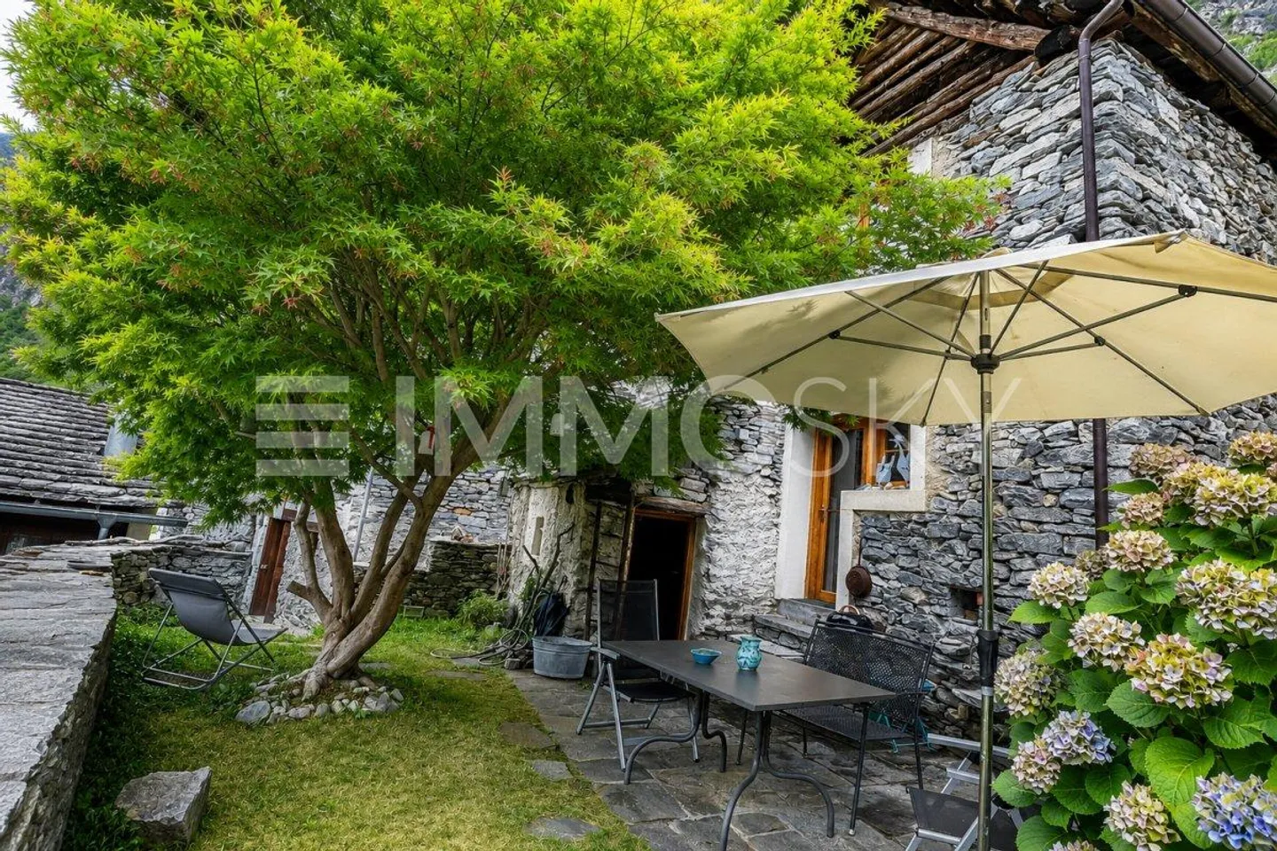 Das Haus im Landhausstil mit allem Komfort - Foto 1 von 5