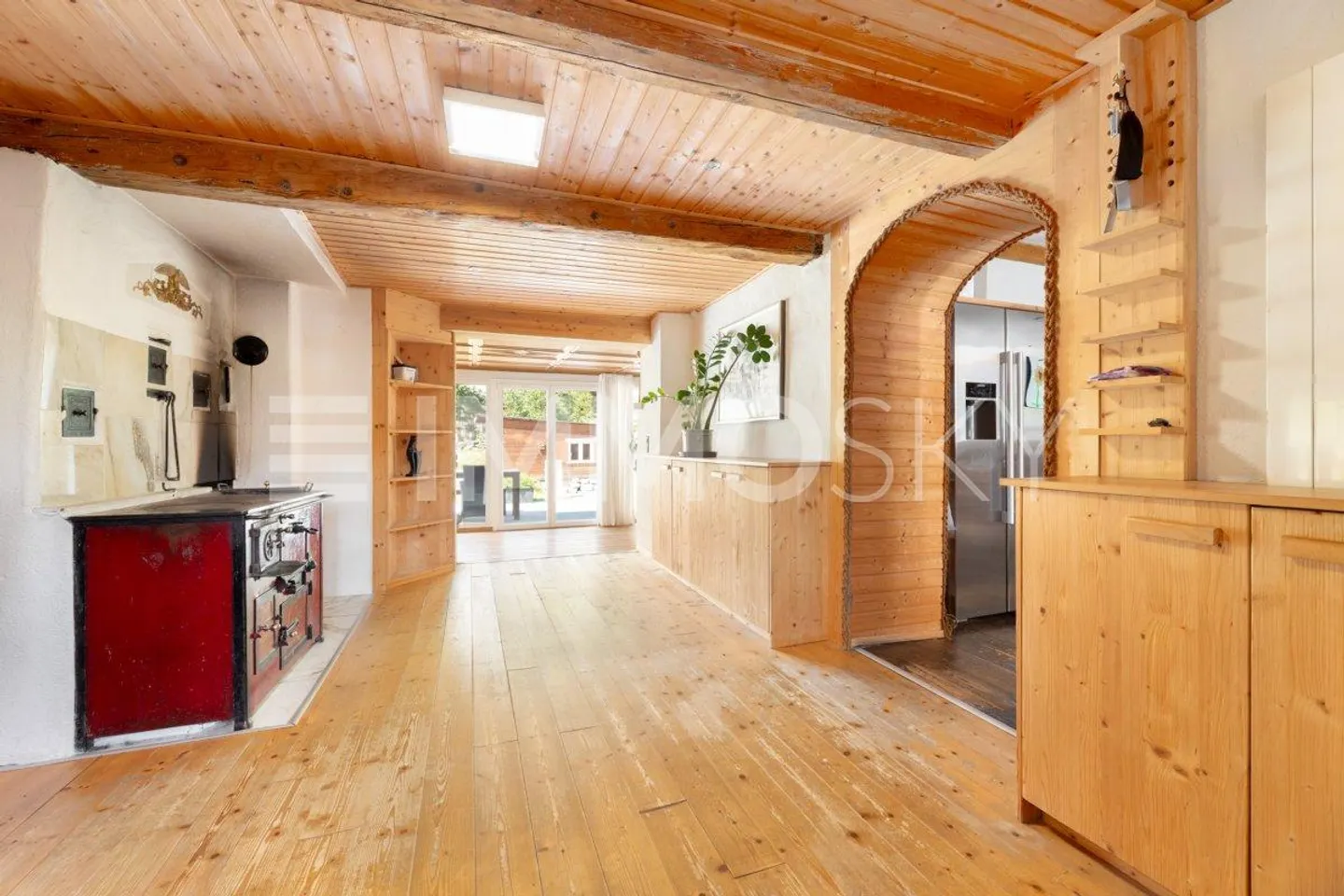 Beaucoup de charme, beaucoup d'espace et un studio généreux avec un accès privé - Photo 4 sur 5