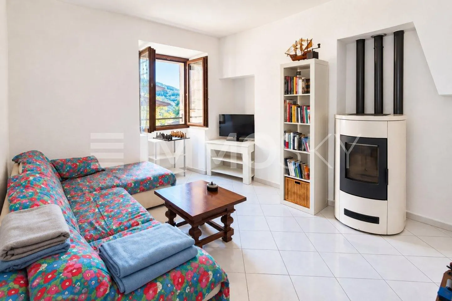Interessante Immobilienmöglichkeit auf mehreren Ebenen - Foto 1 von 5